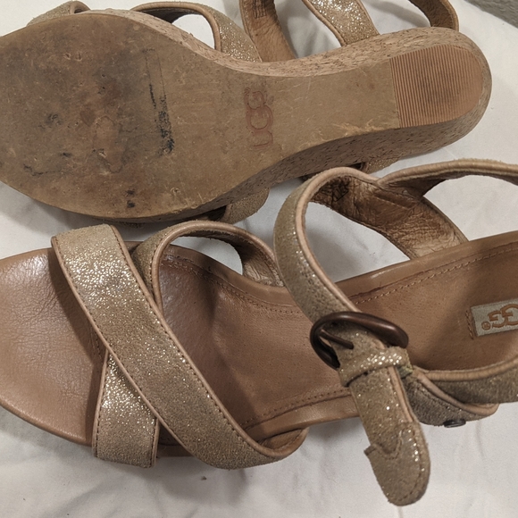 Wedge Heels UGG Gold Leather Strap size 8 - platform heels - Picture 5 of 13